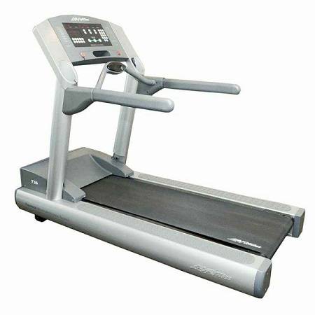 Life Fitness Commercial Gym T9i Treadmill 4.0HP AC Motor 110VAC - Image 3